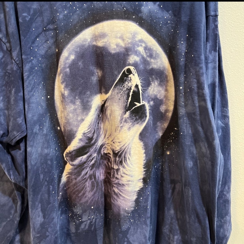 1997‎ The Mountain wolf long-sleeved shirt